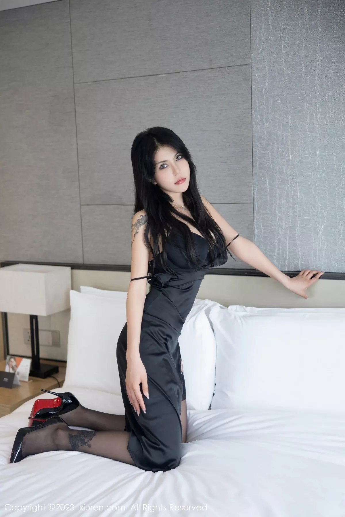 秀人集.com_[XiuRen秀人网]No.6708_新人模特S纯一性感黑色礼裙配超薄黑丝露性感内衣完美诱惑写真84P