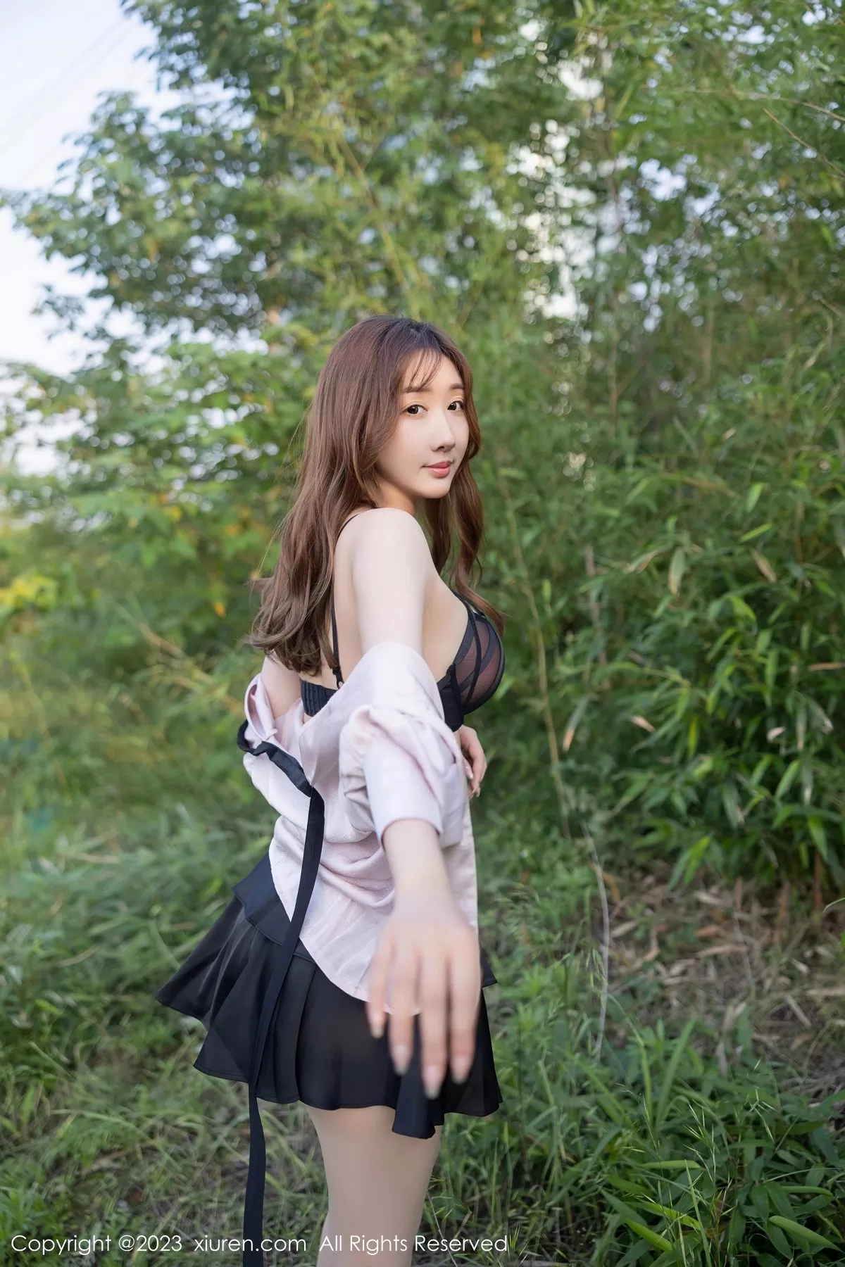 秀人集.com_[XiuRen秀人网]No.6721_模特江真真淡粉色T恤配黑短裙露性感黑色轻透内衣完美诱惑写真80P