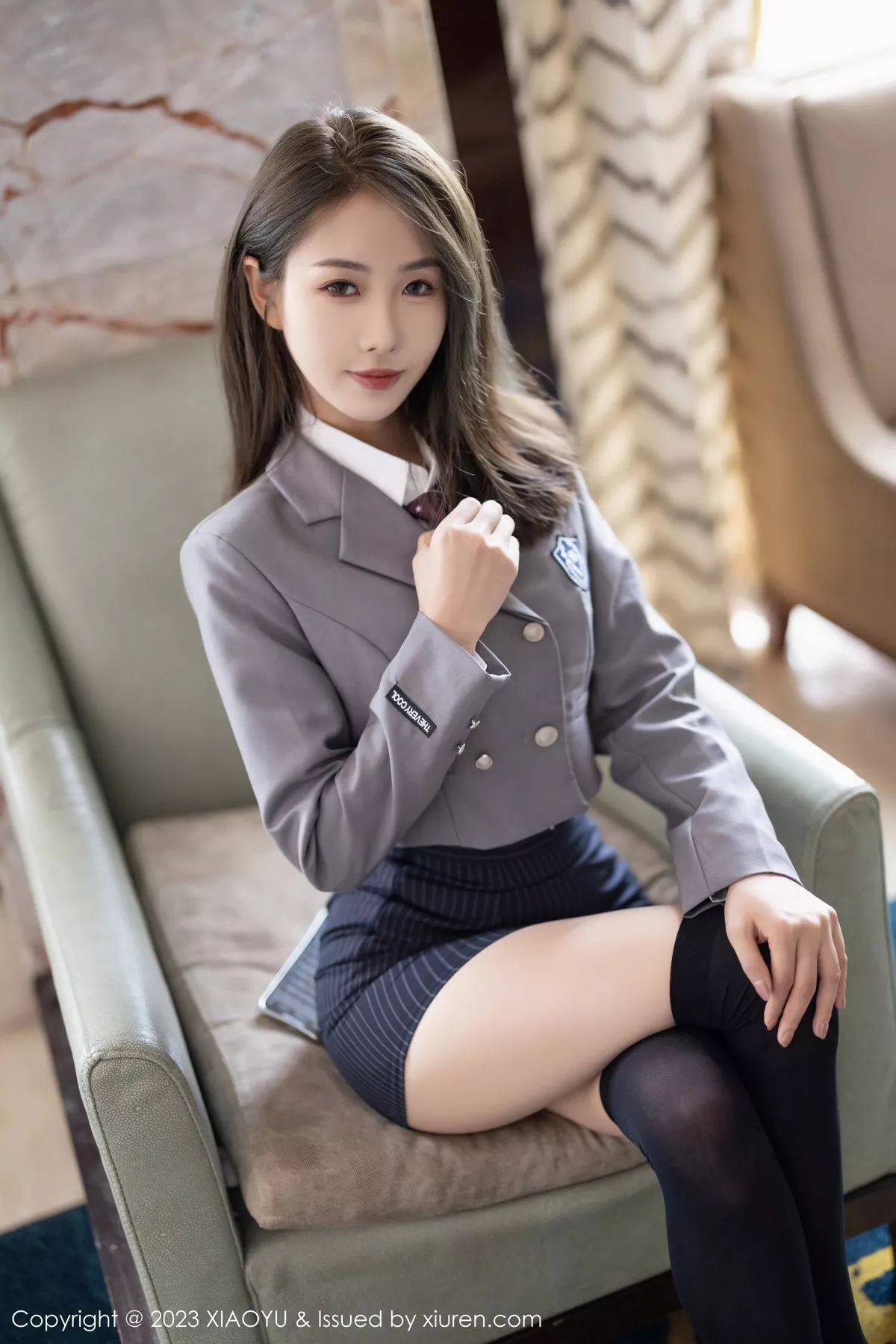 秀人集.com_[XiaoYu画语界]Vol.1027_模特苏苏阿性感白T配深色短裙露白色内衣秀曼妙身姿诱惑写真90P