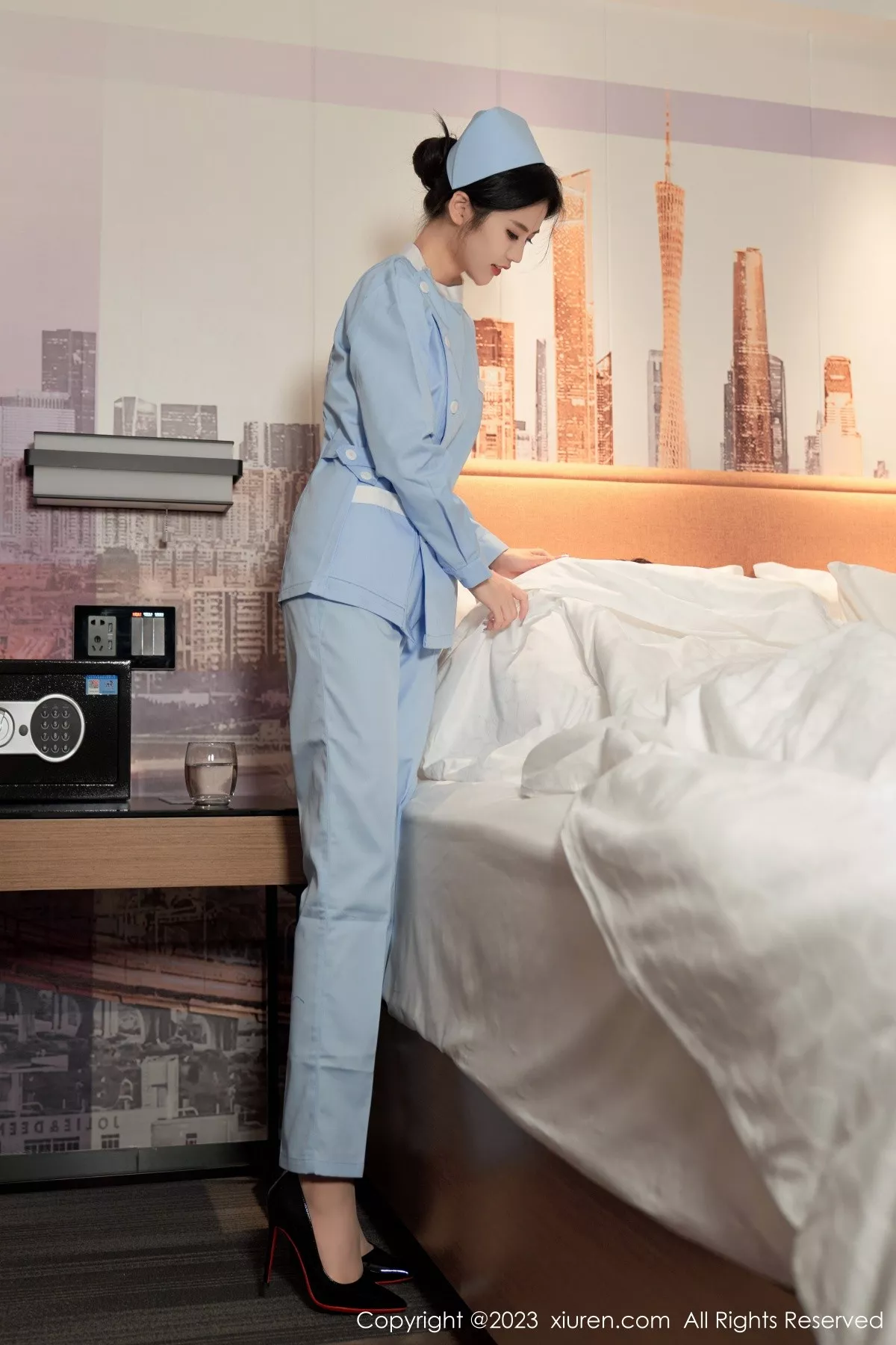 秀人集.com_[XiuRen秀人网]No.6745_模特浅浅Danny淡蓝护士服露粉色情趣服饰秀豪乳极致诱惑写真85P