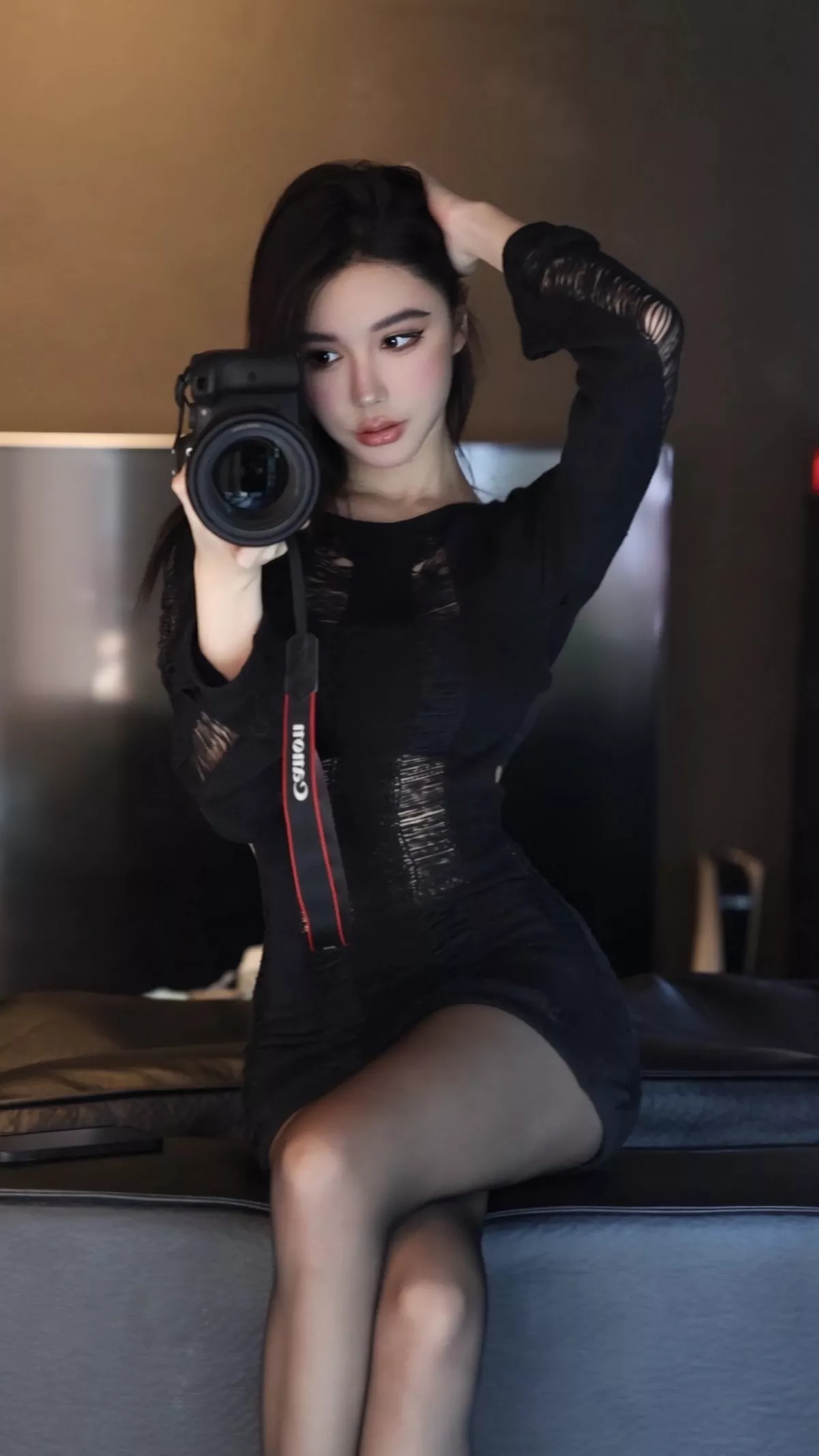 秀人集.com_[XiuRen秀人网]No.6741_模特卡卡酱空姐制服主题性感白T露黑色内衣秀丰满身材诱惑写真74P