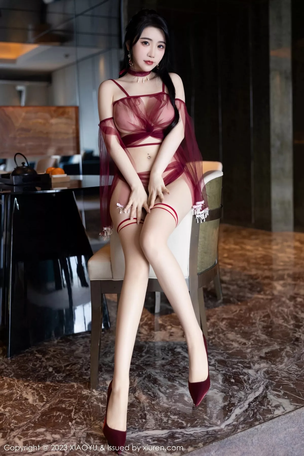 秀人集.com_[XiaoYu画语界]Vol.1010_女神Cherry樱桃酱性感红色飘纱情趣服秀火辣身材极致诱惑写真75P