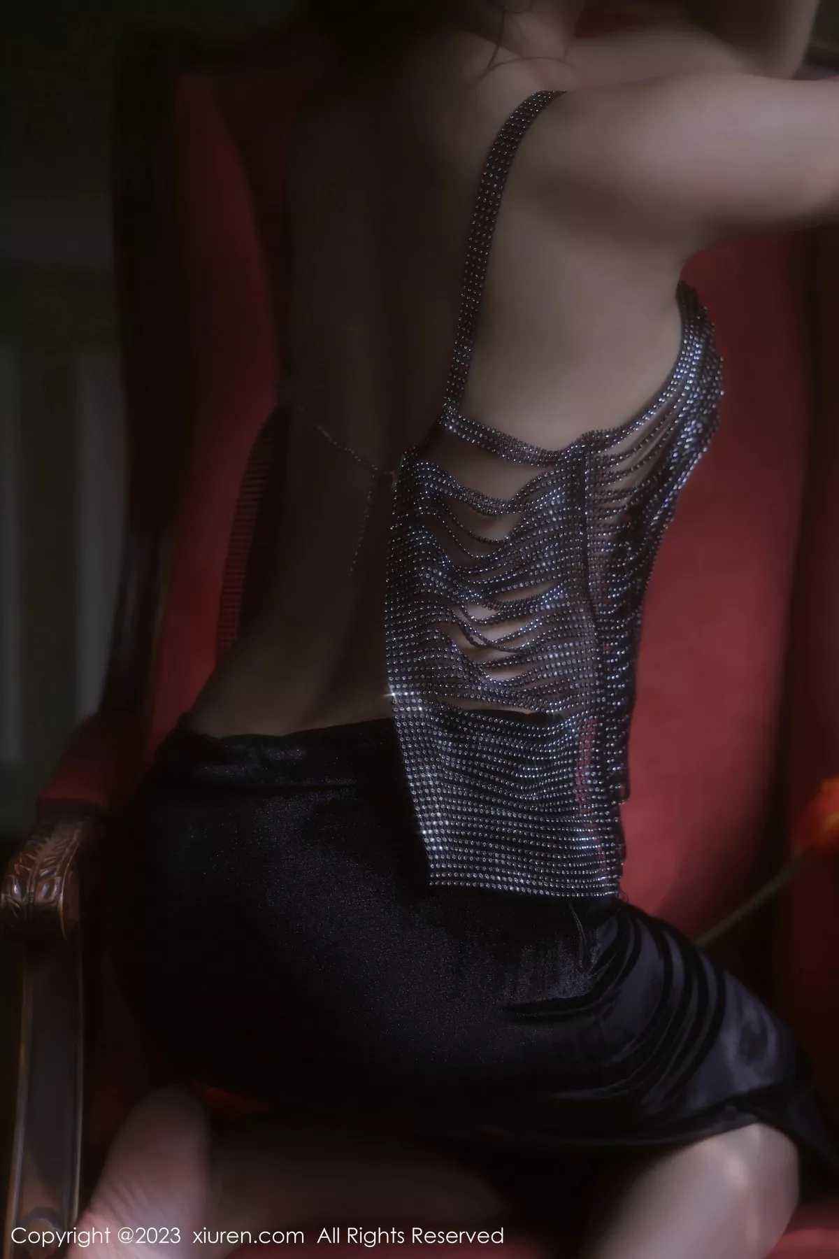 秀人集.com_[XiuRen秀人网]No.6601_模特露露luncy性感紫色轻透情趣服饰秀惹火身材撩人诱惑写真80P