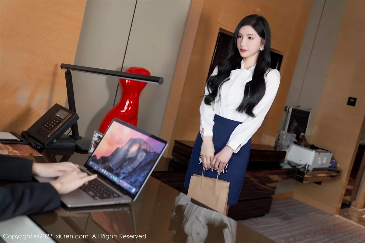 秀人集.com_[XiuRen秀人网]No.6614_女神周于希Sally办公室秘密主题性感内衣配超薄黑丝极致魅惑写真82P