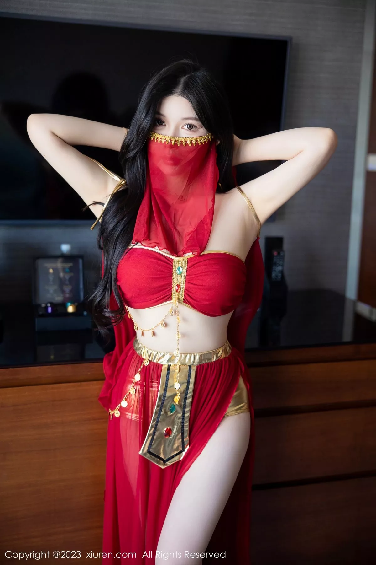 秀人集.com_[XiuRen秀人网]No.6613_模特林珊珊性感红色西域舞娘装扮秀曼妙丰腴身姿迷人诱惑写真84P