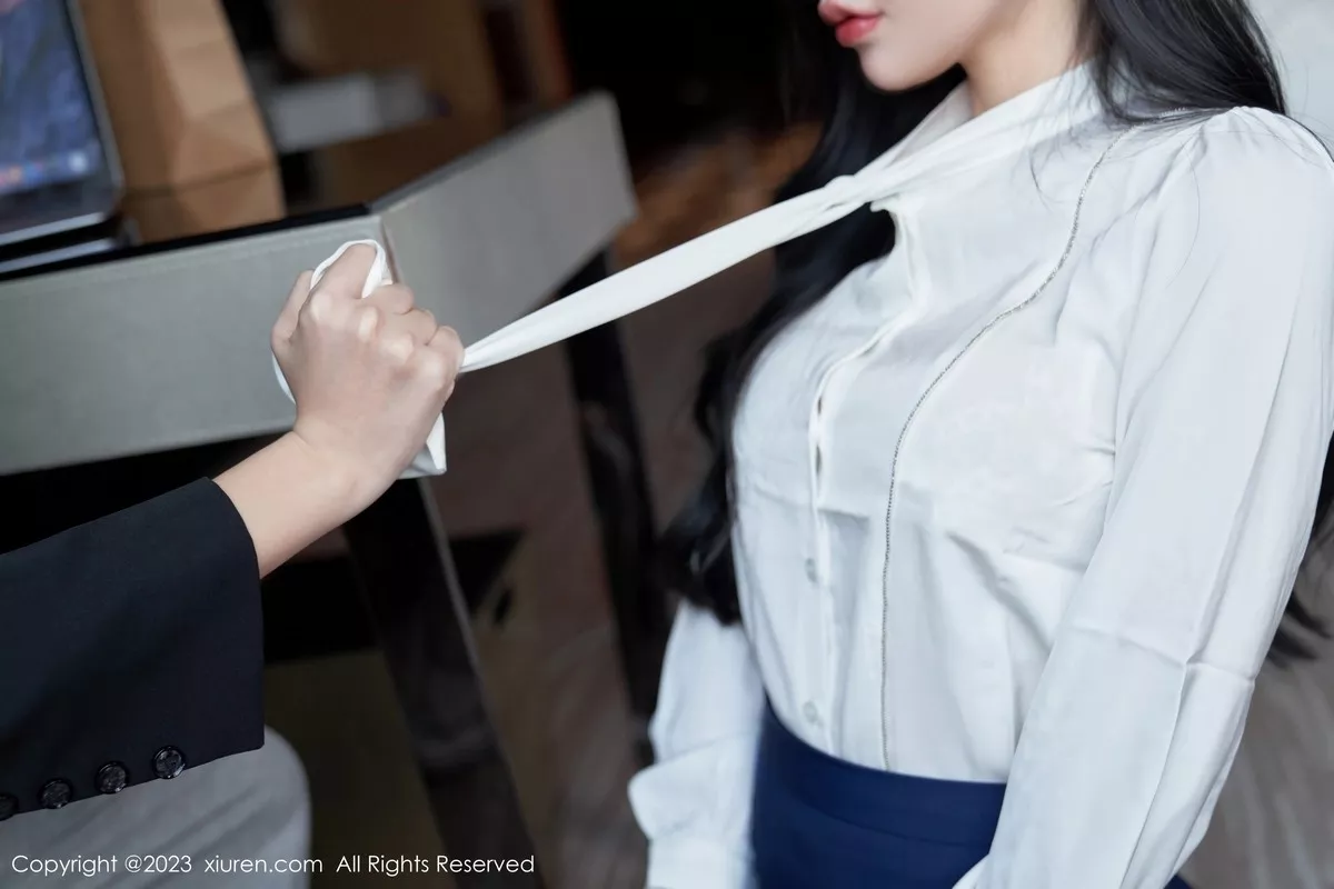 秀人集.com_[XiuRen秀人网]No.6614_女神周于希Sally办公室秘密主题性感内衣配超薄黑丝极致魅惑写真82P