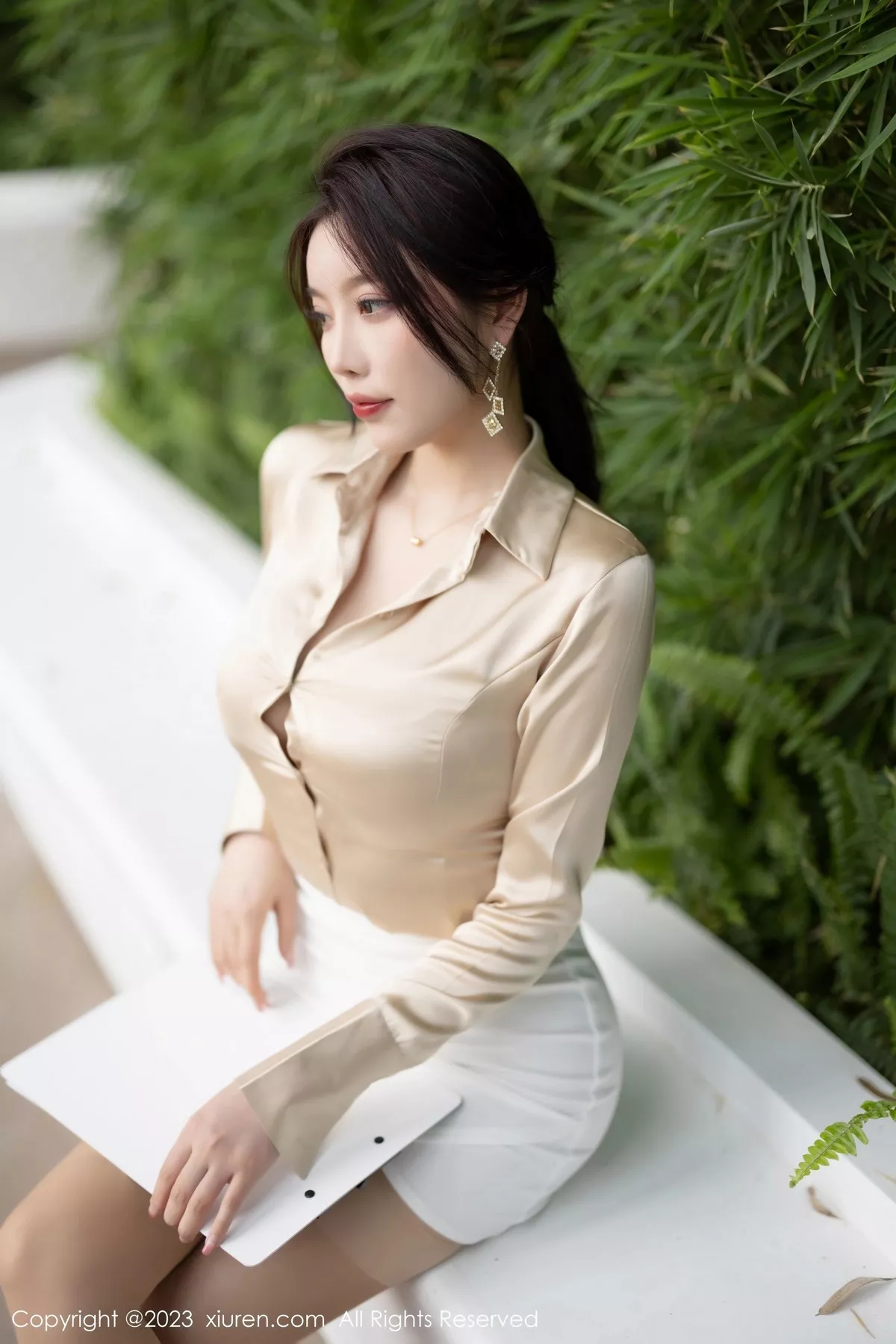 秀人集.com_[XiuRen秀人网]No.6620_女神杨晨晨Yome脱职业装露性感白色蕾丝情趣内衣完美诱惑写真91P