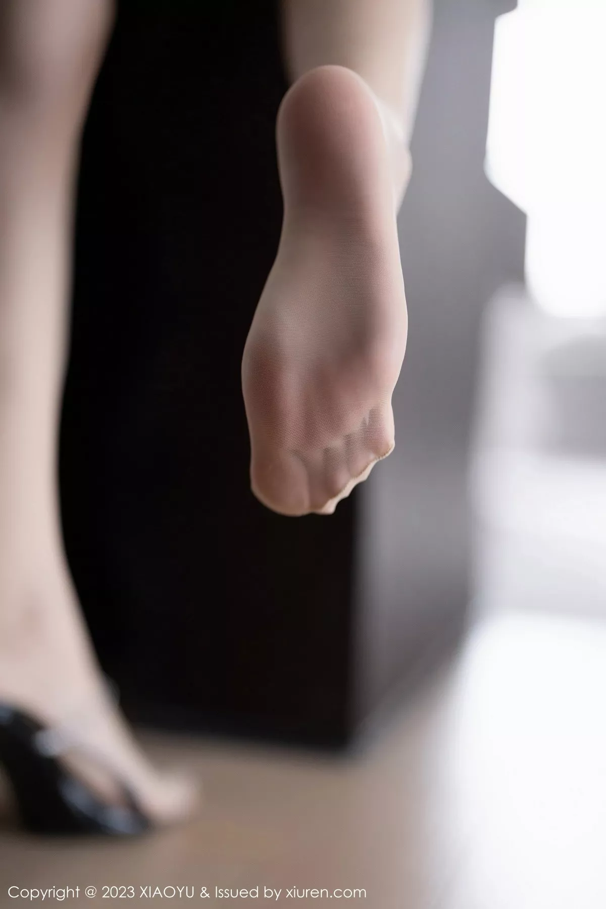 秀人集.com_[XiaoYu画语界]Vol.1013_模特林星阑浅色上衣配黑短裙+粉色蕾丝内衣秀曼妙身姿诱惑写真90P