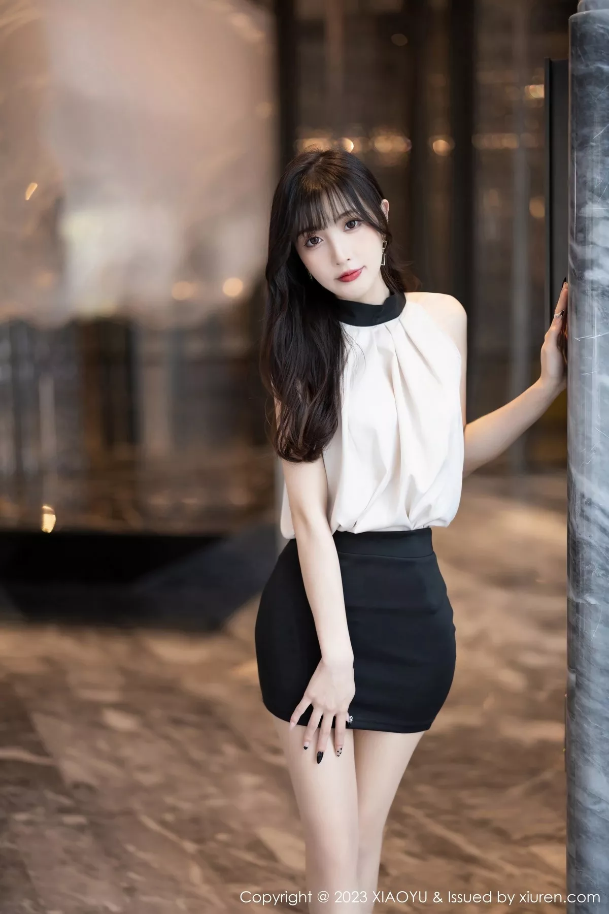 秀人集.com_[XiaoYu画语界]Vol.1013_模特林星阑浅色上衣配黑短裙+粉色蕾丝内衣秀曼妙身姿诱惑写真90P