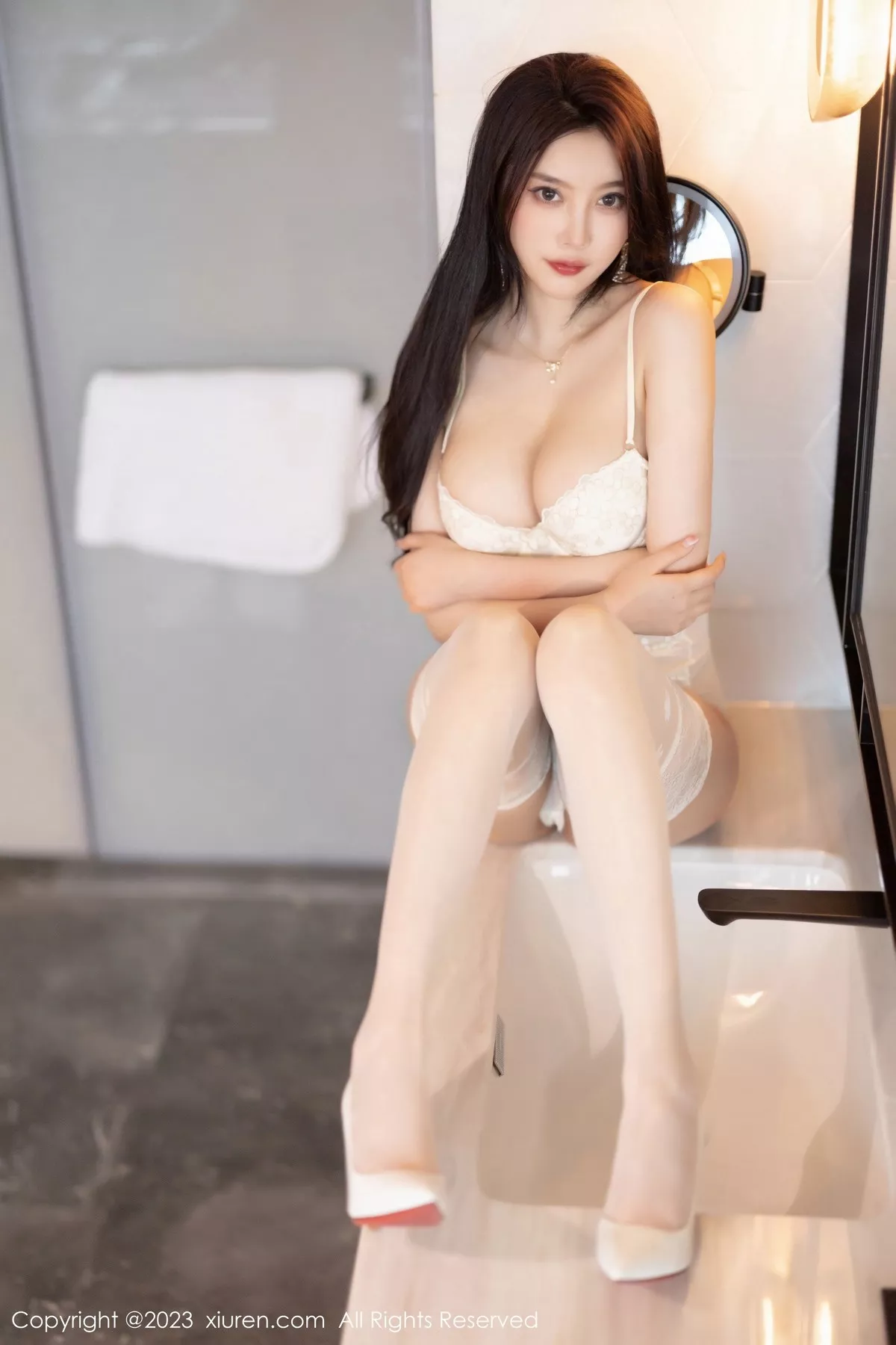 秀人集.com_[XiuRen秀人网]No.6620_女神杨晨晨Yome脱职业装露性感白色蕾丝情趣内衣完美诱惑写真91P