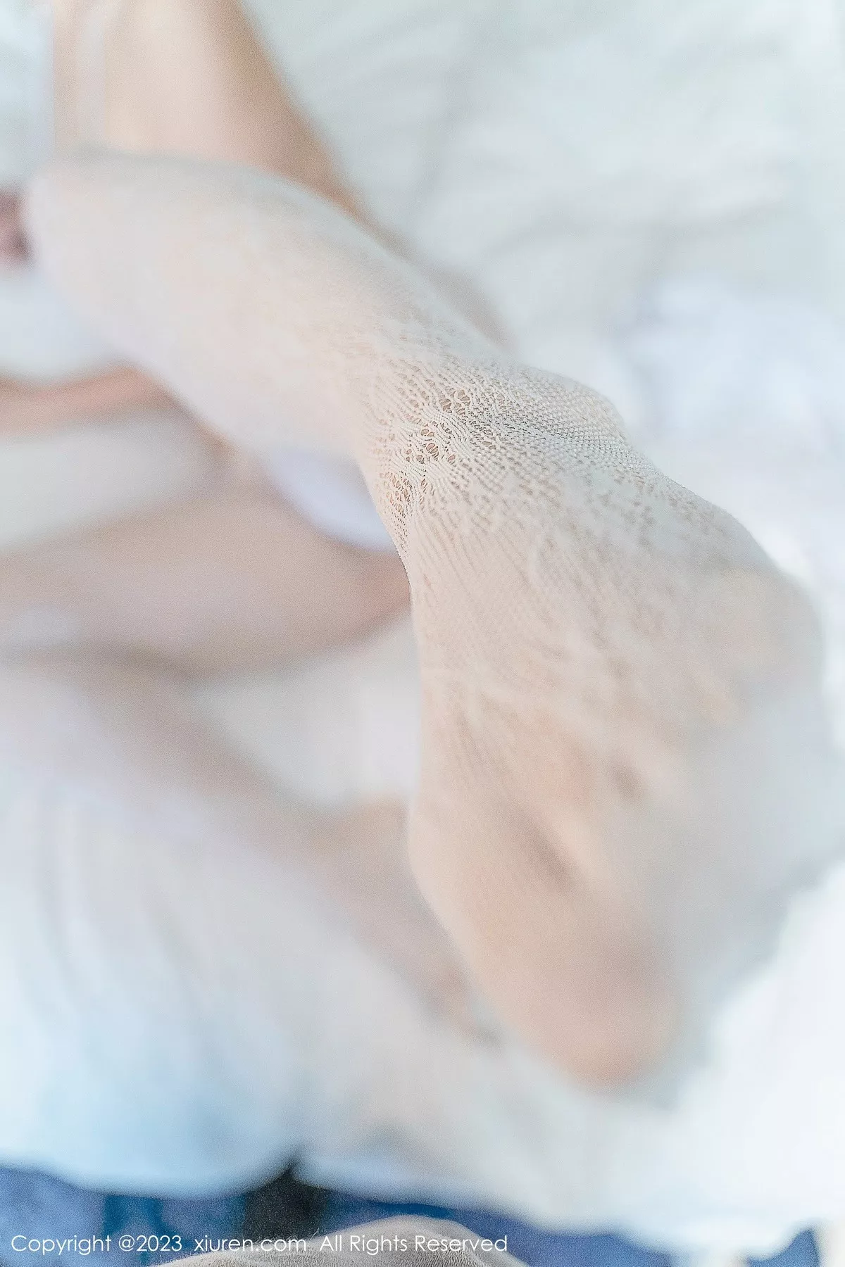 秀人集.com_[XiuRen秀人网]No.6618_模特大美妞儿性感白色护士装半脱露白色内衣秀完美身材诱惑写真62P