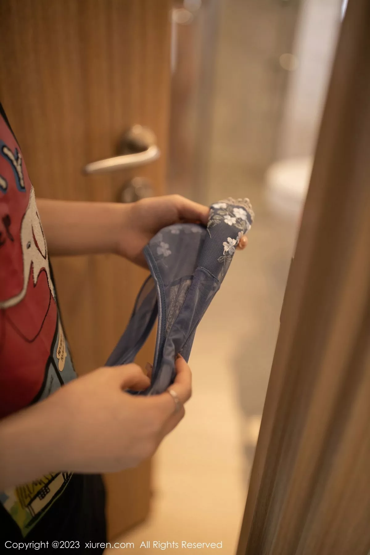 秀人集.com_[XiuRen秀人网]No.6832_模特杏子Yada性感粉色上衣配牛仔短裙露花色内衣迷人诱惑写真79P