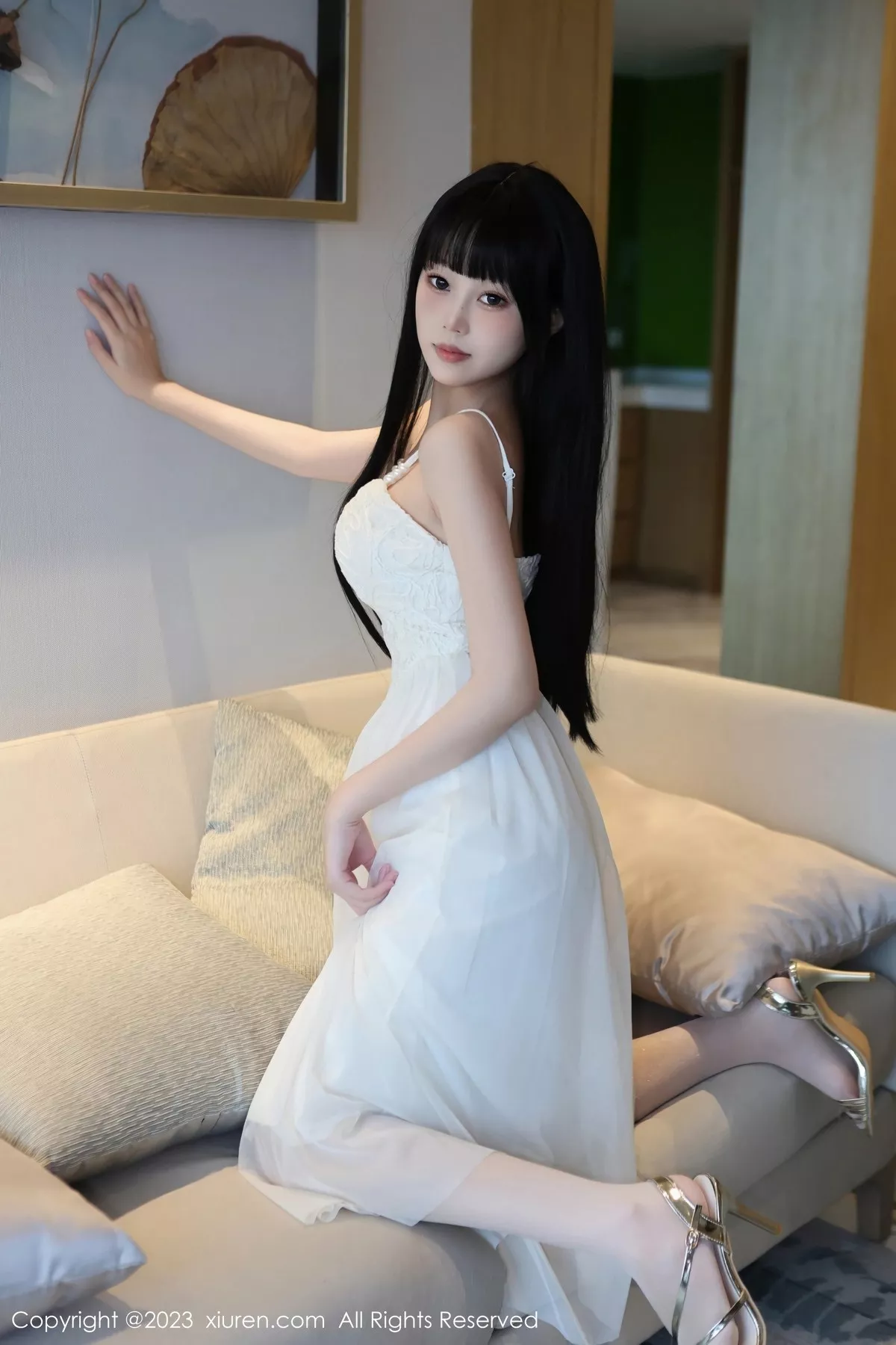 秀人集.com_[XiuRen秀人网]No.6828_模特早川京子脱白色吊带连衣裙露粉色内衣配超薄肉丝诱惑写真79P