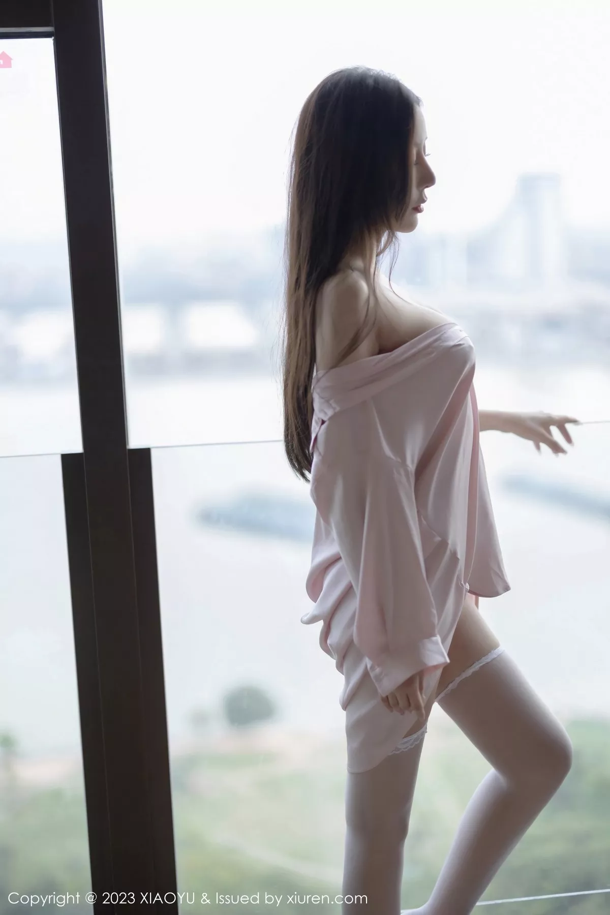 秀人集.com_[XiaoYu画语界]Vol.1040_女神王馨瑶yanni性感粉色情趣服配粉色吊袜秀曼妙身姿诱惑写真85P