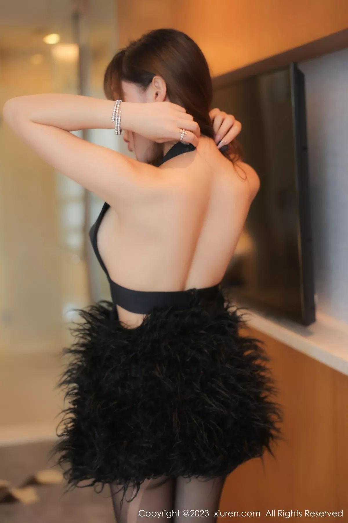 秀人集.com_[XiuRen秀人网]No.6864_模特萌汉药baby性感黑色礼裙配超薄无内黑丝秀惹火身材诱惑写真74P