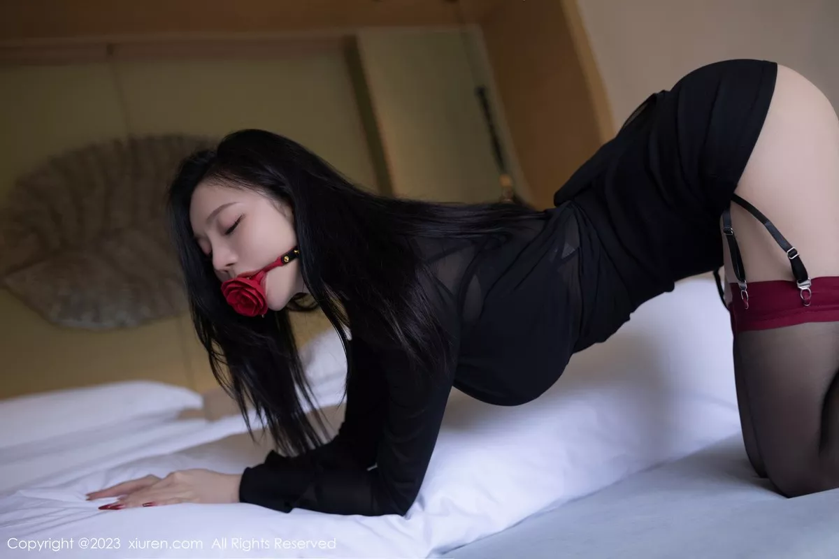 秀人集.com_[XiuRen秀人网]No.6867_模特安然anran私房性感黑色内衣配黑丝吊袜秀曼妙身姿诱惑写真80P