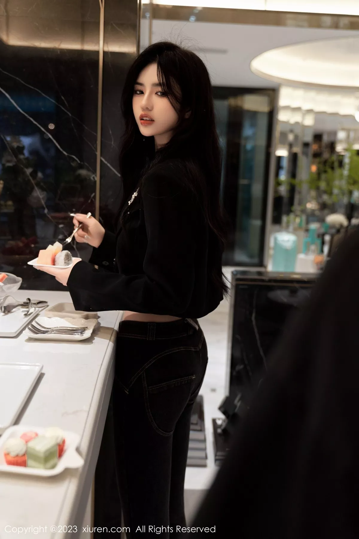 秀人集.com_[XiuRen秀人网]No.6874_模特浅浅Danny性感黑色轻透内衣配超薄肉丝秀丰腴身姿诱惑写真89P