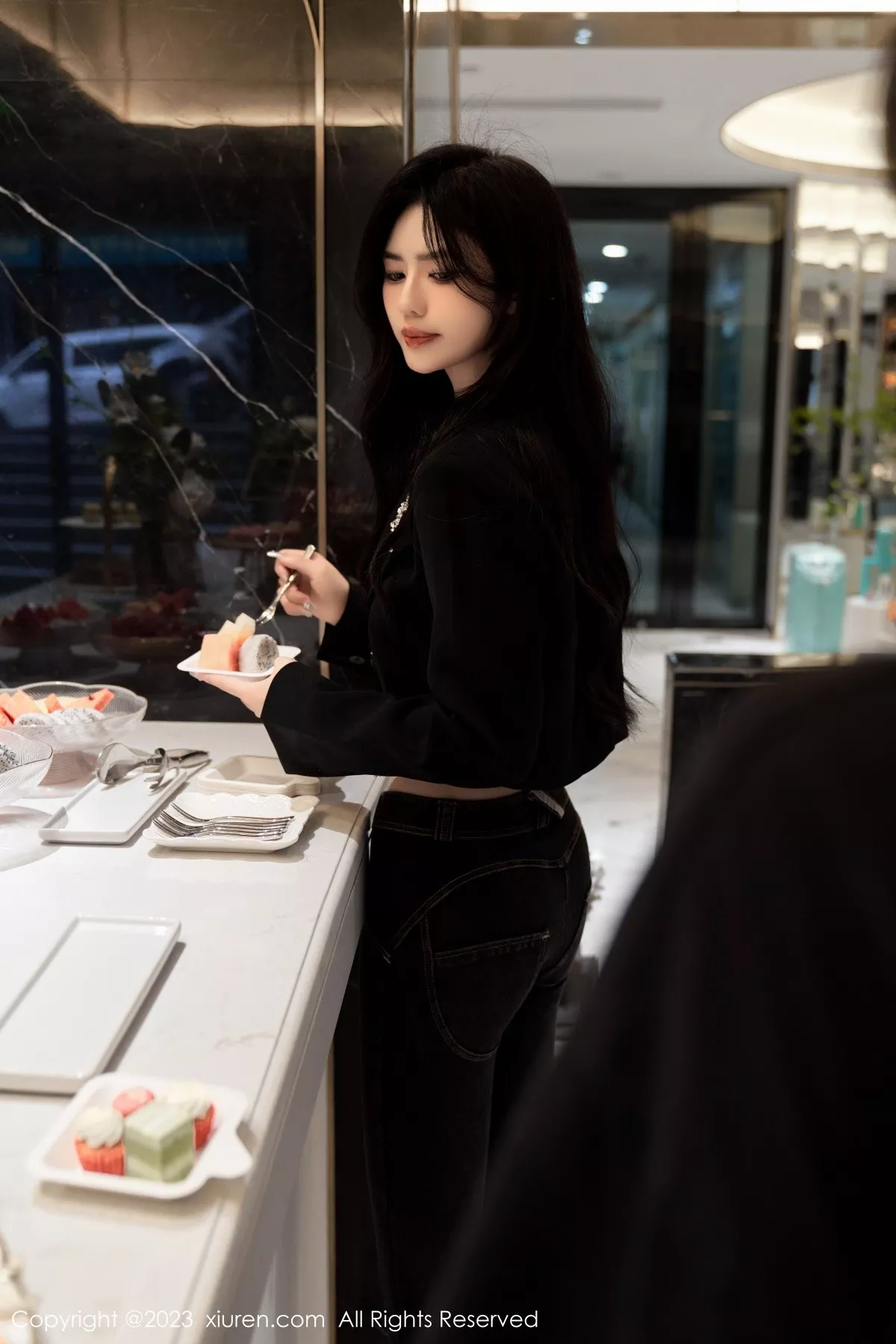 秀人集.com_[XiuRen秀人网]No.6874_模特浅浅Danny性感黑色轻透内衣配超薄肉丝秀丰腴身姿诱惑写真89P