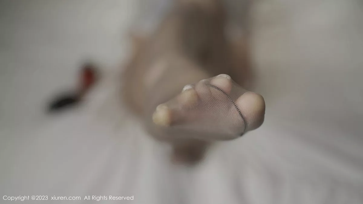 秀人集.com_[XiuRen秀人网]No.6776_模特夏馨瑶性感白T配黑色短裙露黑色内衣秀曼妙身姿诱惑写真73P