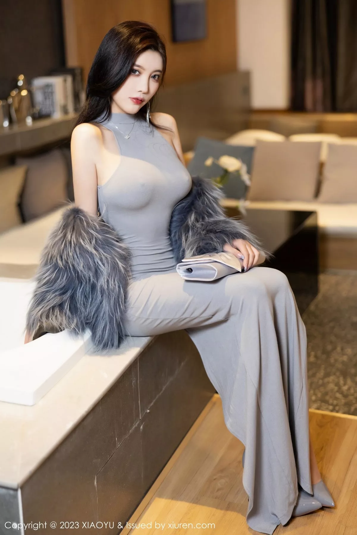 秀人集.com_[XiaoYu画语界]Vol.1051_女神杨晨晨Yome性感灰色真空连衣长裙秀完美丰腴身材诱惑写真87P