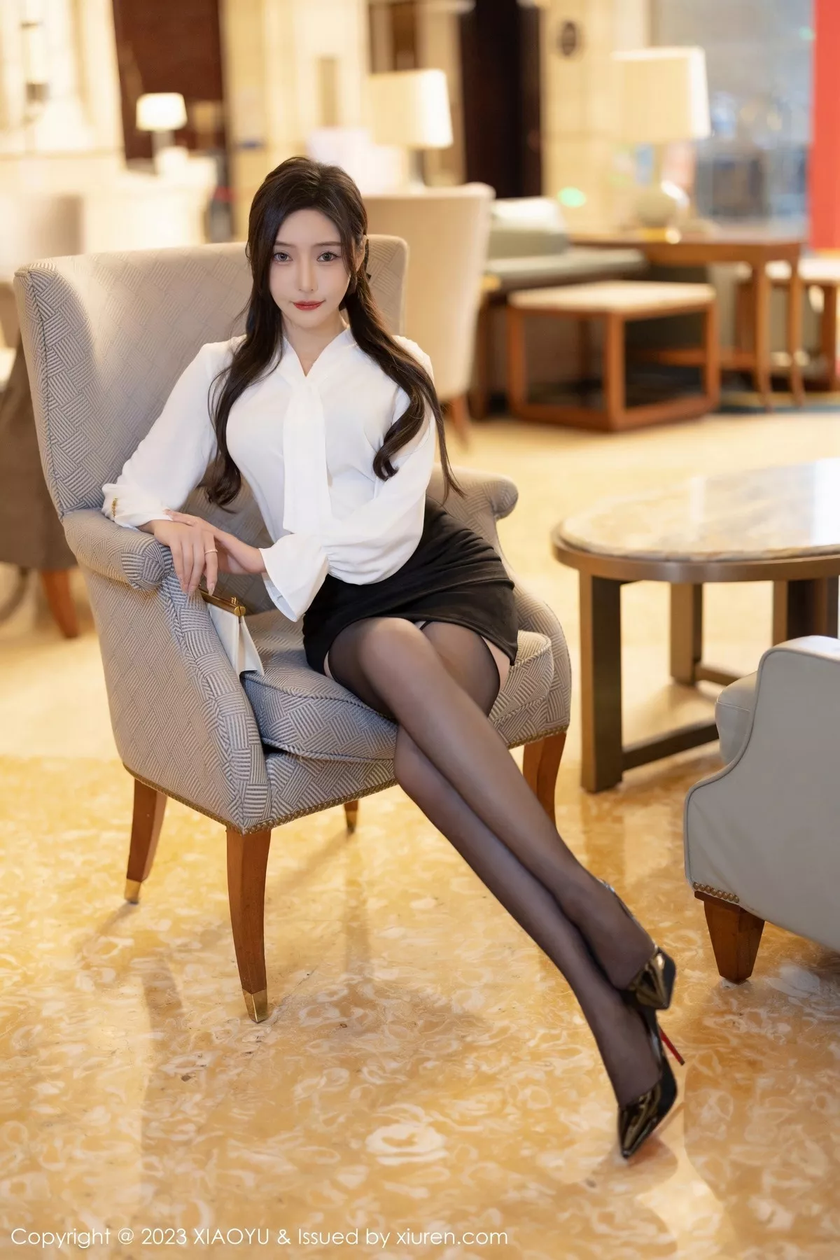 秀人集.com_[XiaoYu画语界]Vol.1033_女神王馨瑶yanni性感白T配黑短裙露蓝色内衣秀曼妙身姿诱惑写真81P