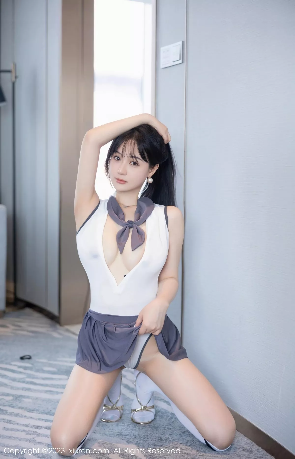 秀人集.com_[XiuRen秀人网]No.6818_模特柚琪Rich性感白色轻透高叉连体衣配超薄肉丝惹火诱惑写真98P