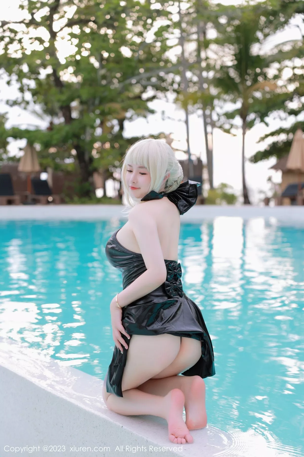 秀人集.com_[XiuRen秀人网]No.6984_模特养乐多DoDo性感黑色Cosplay装扮秀丰满身材惹火诱惑写真75P