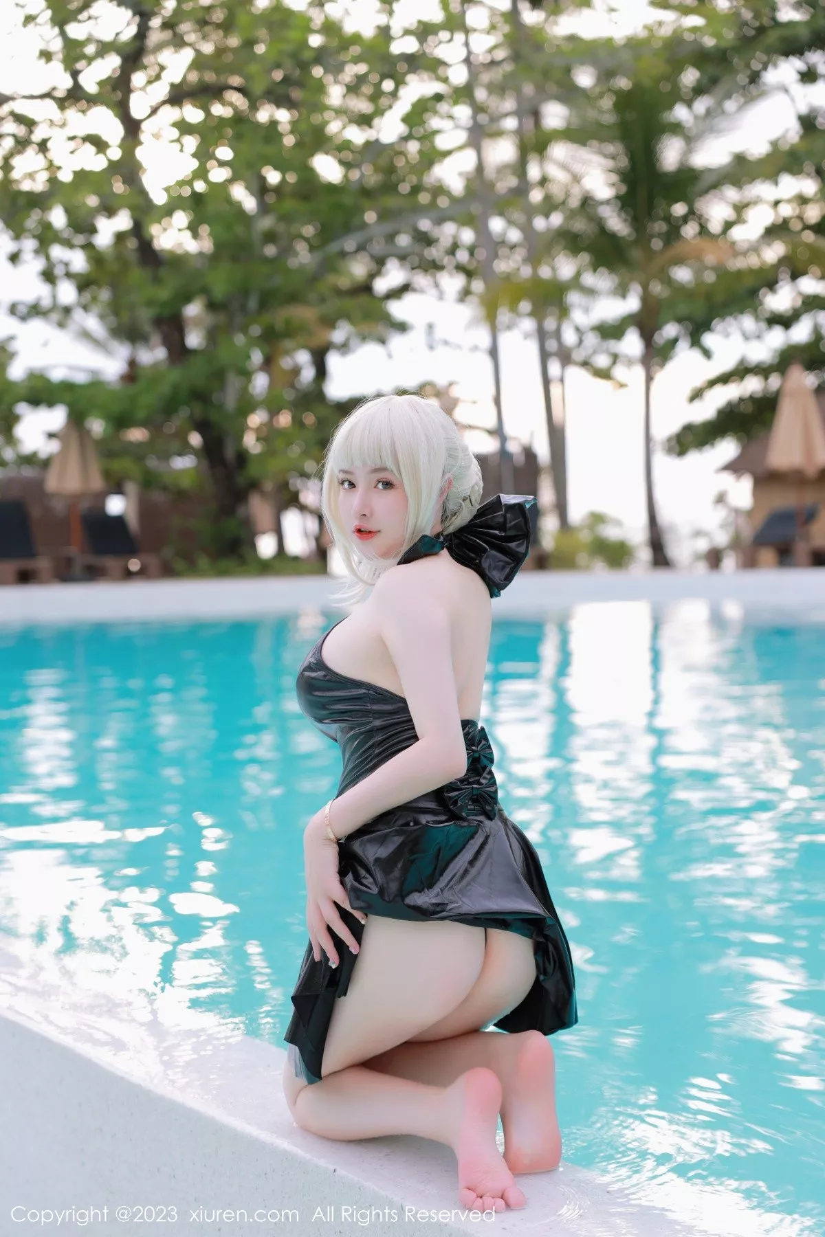 秀人集.com_[XiuRen秀人网]No.6984_模特养乐多DoDo性感黑色Cosplay装扮秀丰满身材惹火诱惑写真75P