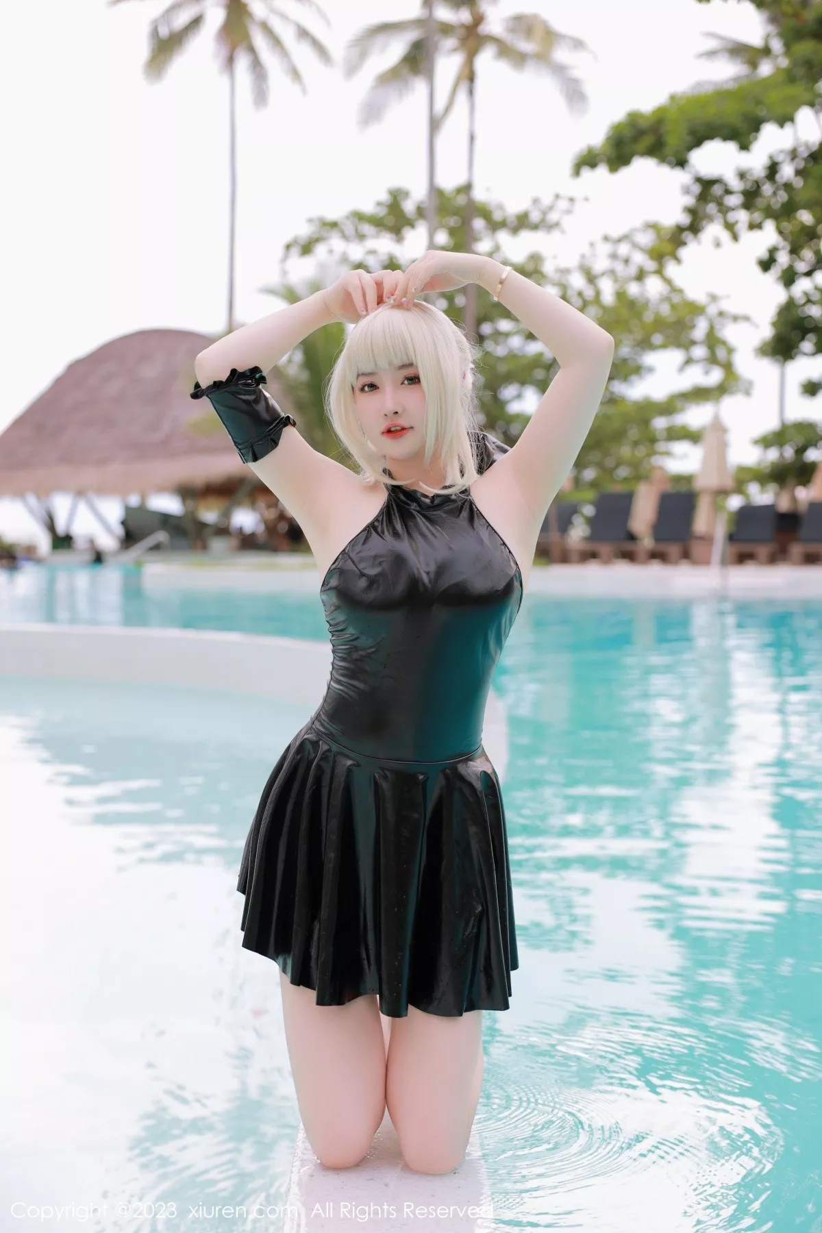 秀人集.com_[XiuRen秀人网]No.6984_模特养乐多DoDo性感黑色Cosplay装扮秀丰满身材惹火诱惑写真75P