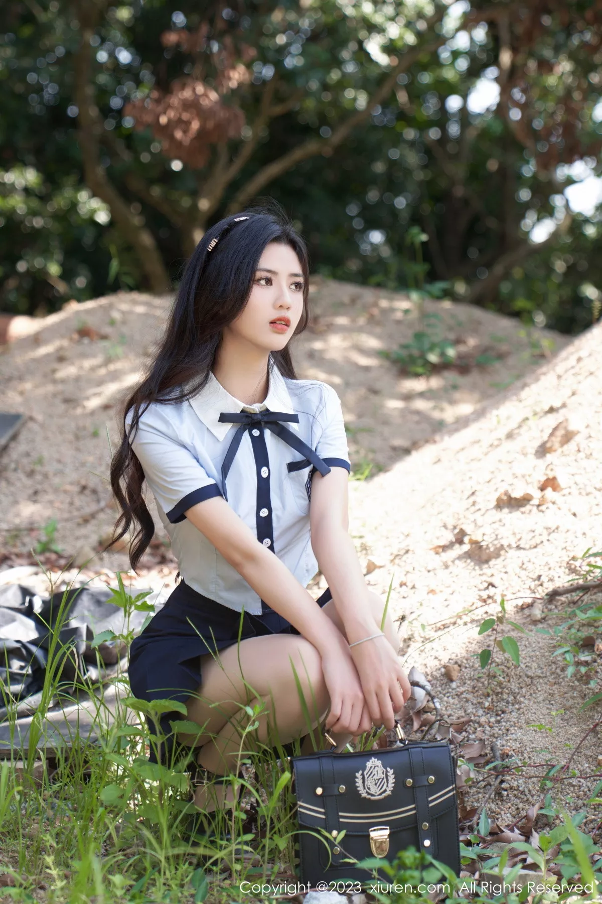 秀人集.com_[XiuRen秀人网]No.7028_模特浅浅Danny户外脱性感Jk露粉色蕾丝内衣秀完美身材诱惑写真95P