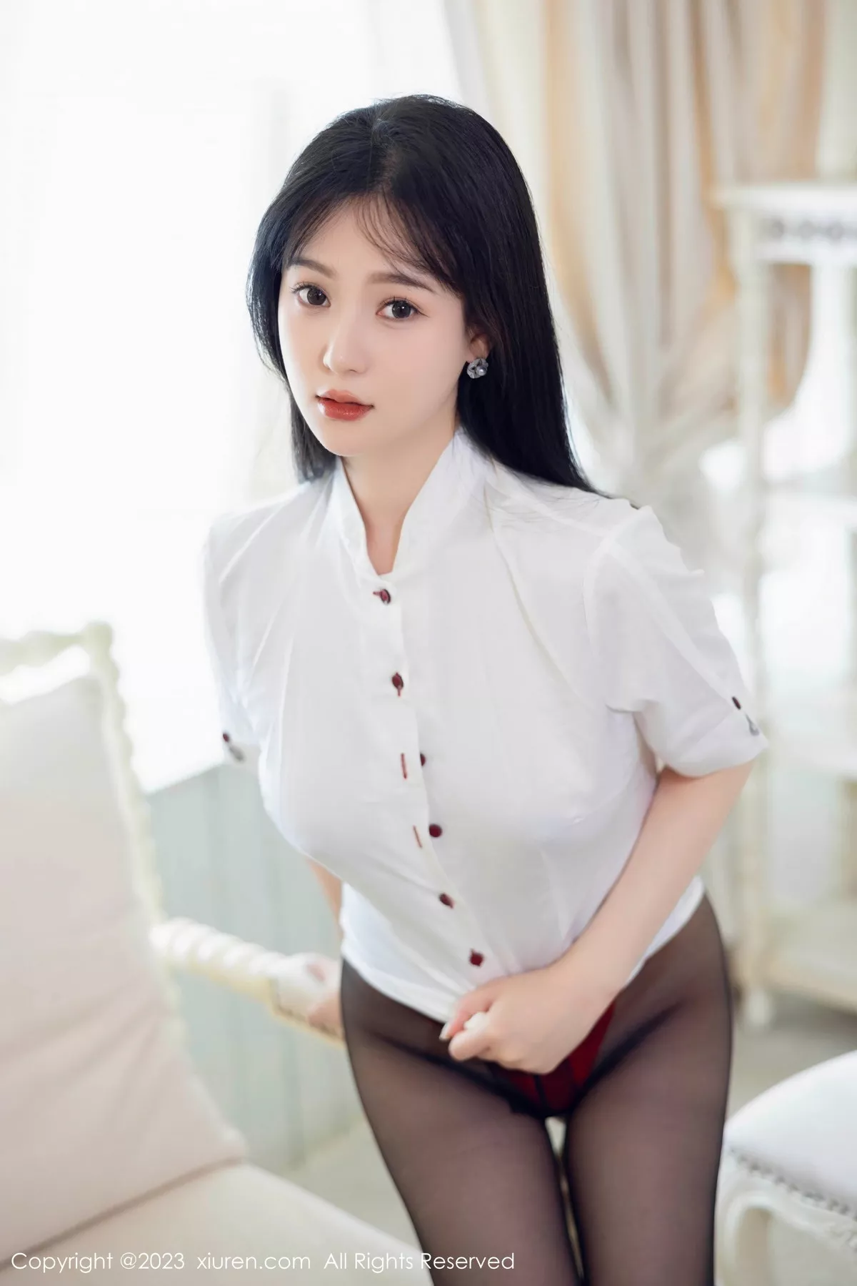 秀人集.com_[XiuRen秀人网]No.7037_模特柚琪Rich私房半脱露红色内衣配黑丝袜秀翘臀美腿诱惑写真92P