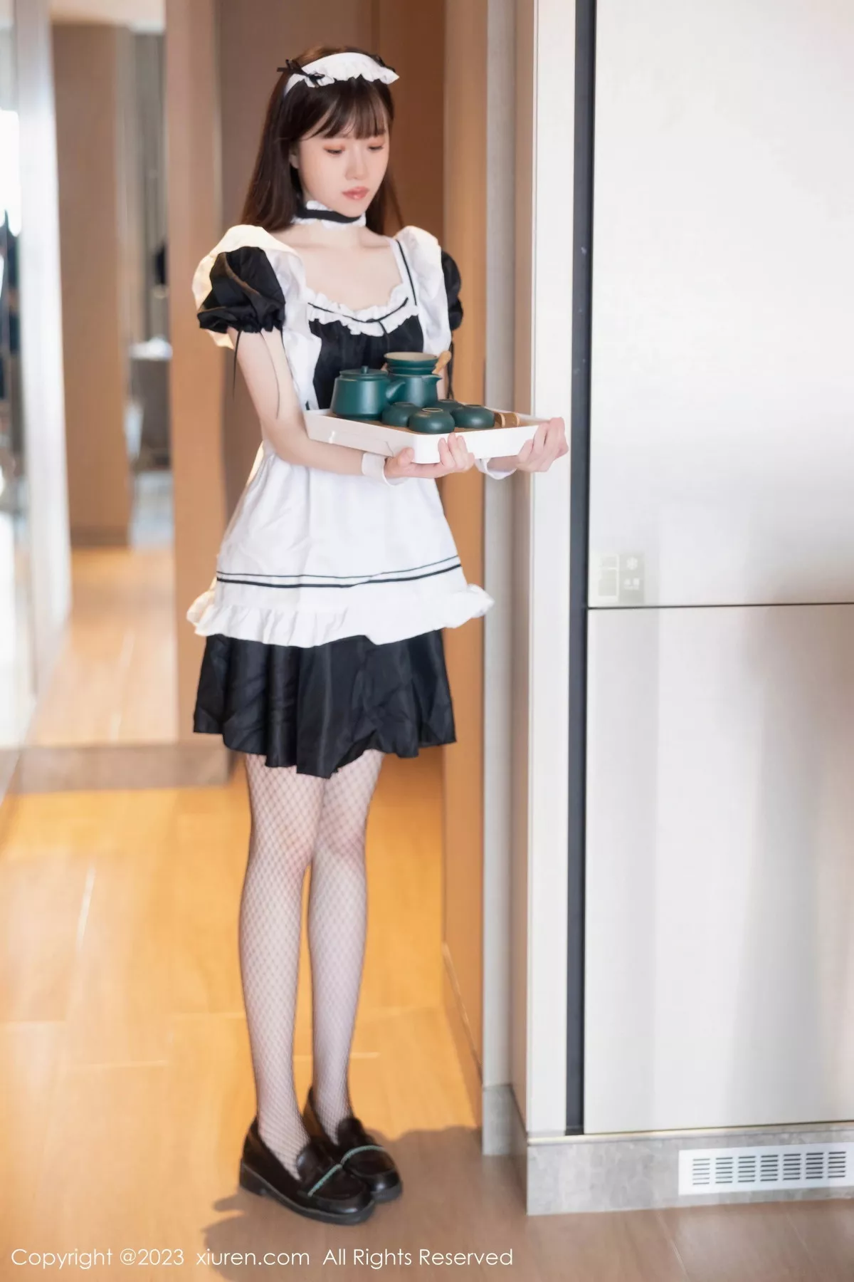 秀人集.com_[XiuRen秀人网]No.7034_模特林悠悠性感黑色女仆服饰配黑色网格袜秀曼妙身姿诱惑写真84P