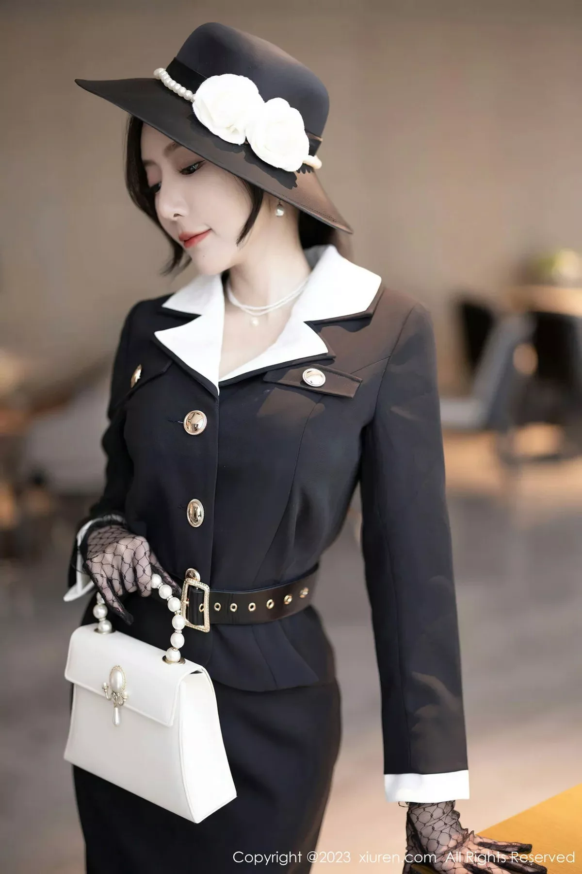 秀人集.com_[XiuRen秀人网]No.7048_女神王馨瑶yanni墨绿色轻透蕾丝内衣配黑丝秀完美身材诱惑写真81P