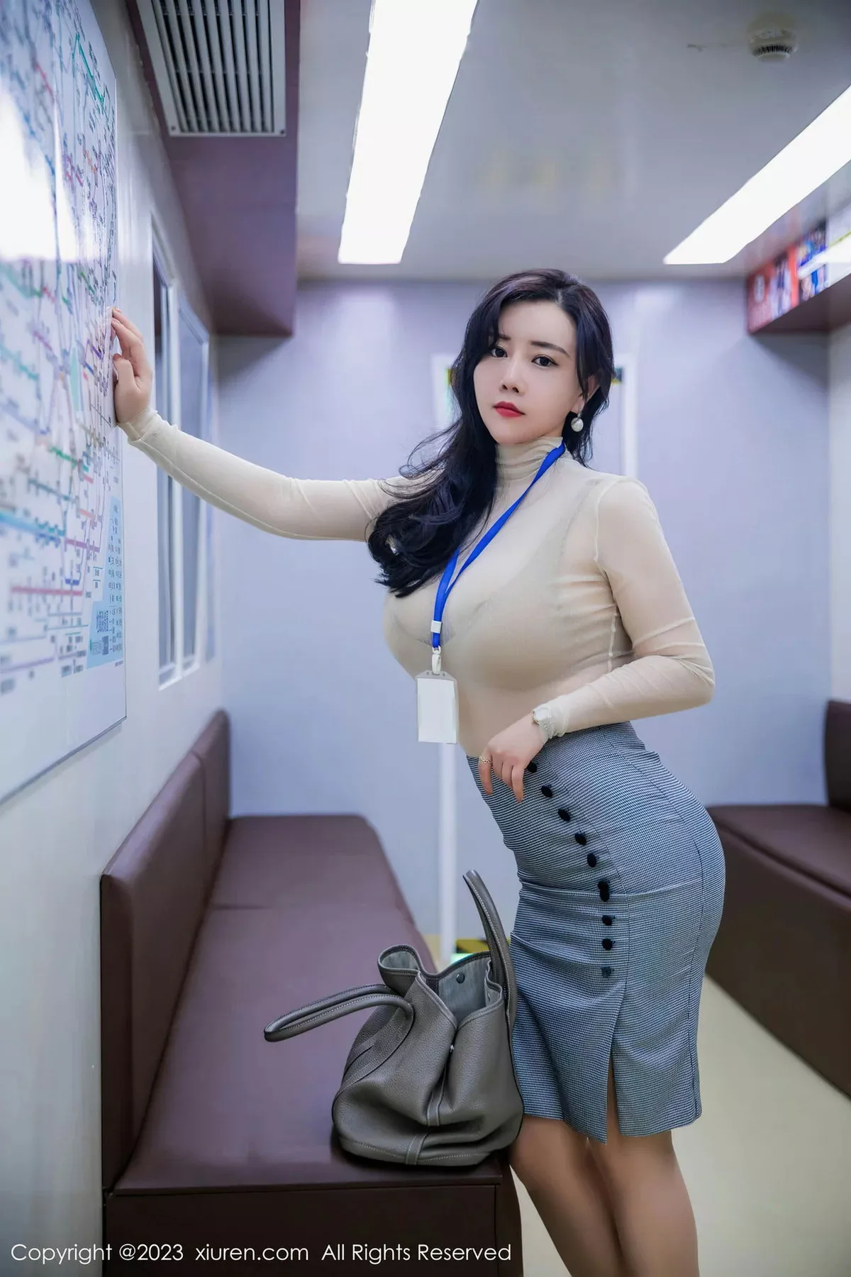 秀人集.com_[XiuRen秀人网]No.7054_模特王婉悠Queen性感薄透上衣露杏色内衣配原色丝袜诱惑写真78P