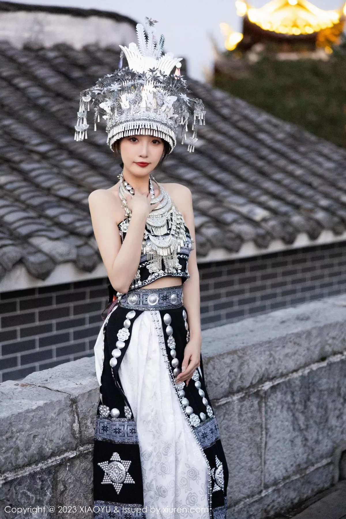 秀人集.com_[XiaoYu画语界]Vol.1071_模特林星阑性感浅色薄纱服饰+蓝杏色旗袍服秀曼妙身姿诱惑写真93P