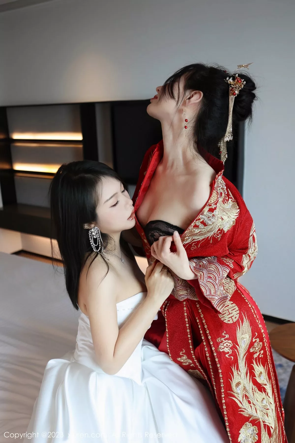 秀人集.com_[XiuRen秀人网]No.6957_模特合集王曼柔私房性感内衣配原色丝袜秀曼妙身姿诱惑写真85P