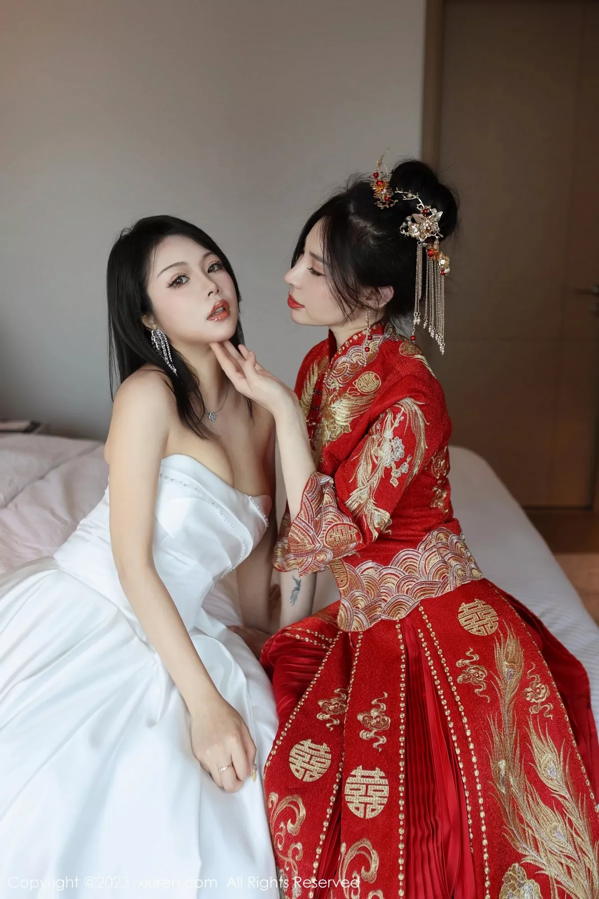 秀人集.com_[XiuRen秀人网]No.6957_模特合集王曼柔私房性感内衣配原色丝袜秀曼妙身姿诱惑写真85P