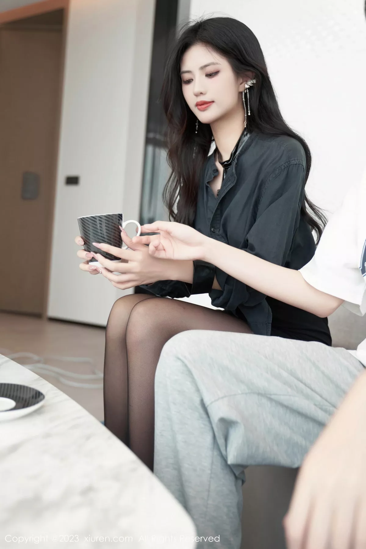 秀人集.com_[XiuRen秀人网]No.7100_模特浅浅Danny性感黑色情趣服配超薄黑丝秀丰腴身姿诱惑写真84P