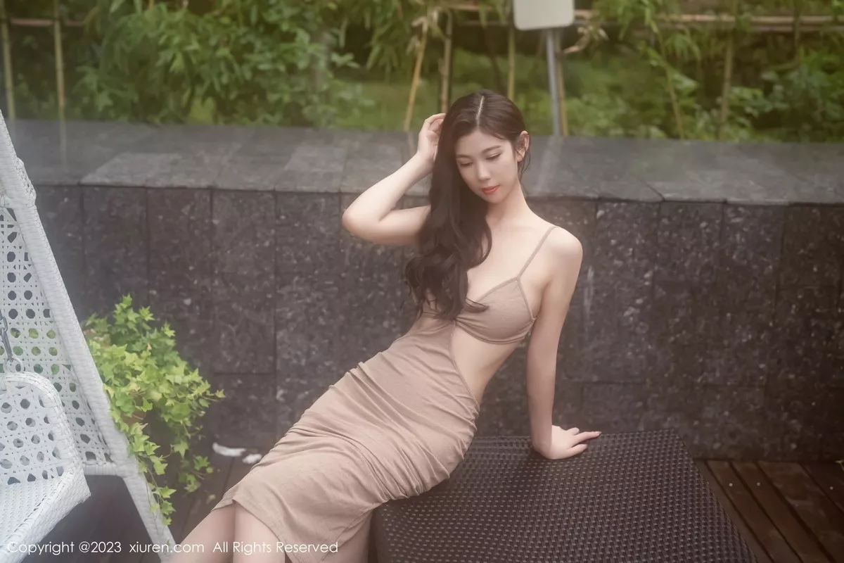秀人集.com_[XiuRen秀人网]No.7167_模特李雅柔性感杏色吊带裙配原色丝袜秀高挑身材完美诱惑写真54P