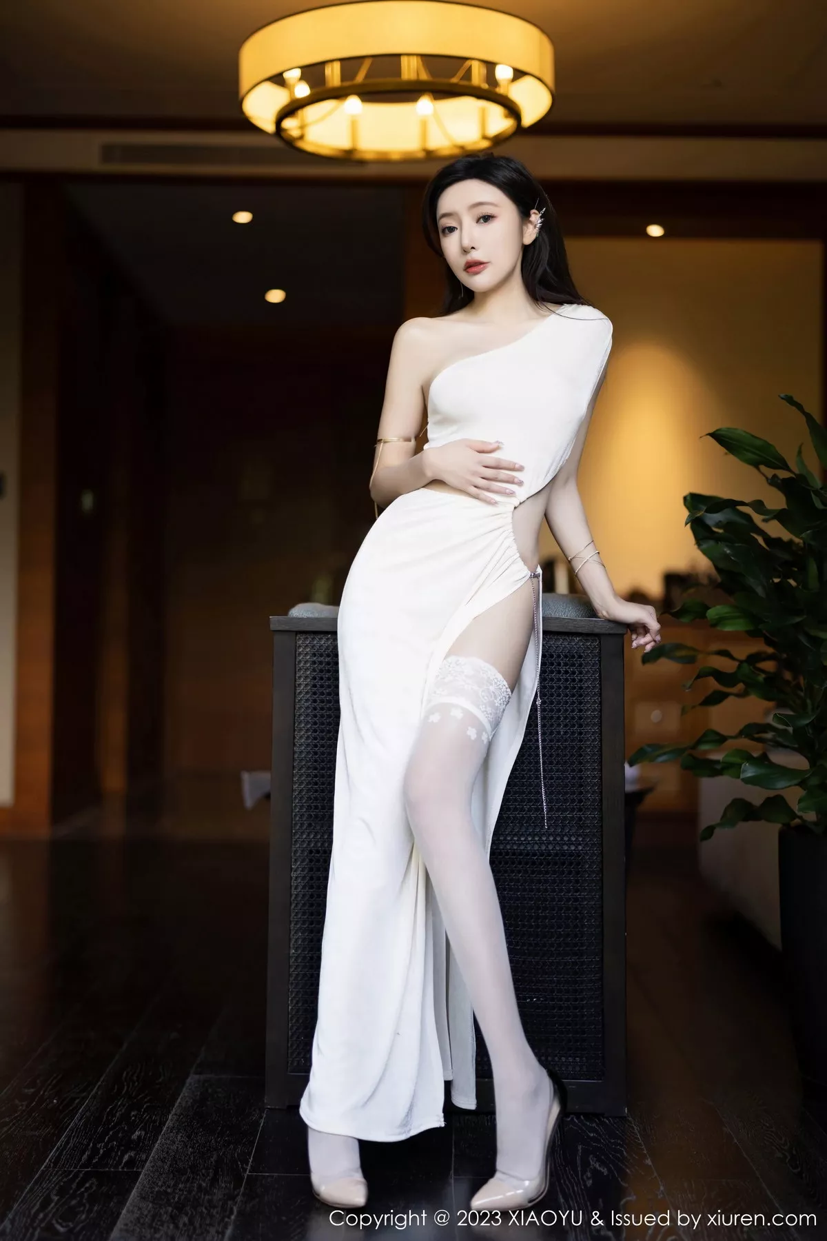 秀人集.com_[XiaoYu画语界]Vol.1082_女神王馨瑶yanni白色连衣裙露黑色情趣内衣秀惹火身材诱惑写真86P