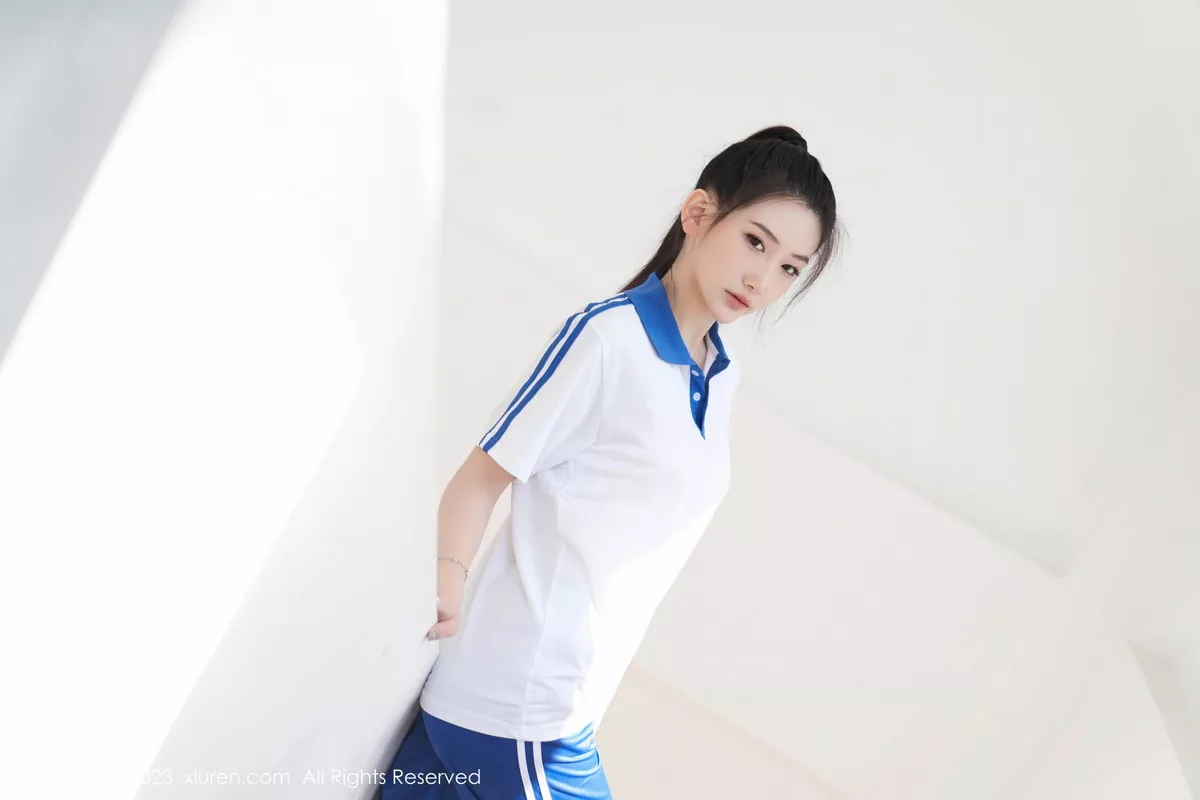 秀人集.com_[XiuRen秀人网]No.7110_模特沈青黛脱性感学生制服露白色蕾丝内衣秀完美身材诱惑写真107P