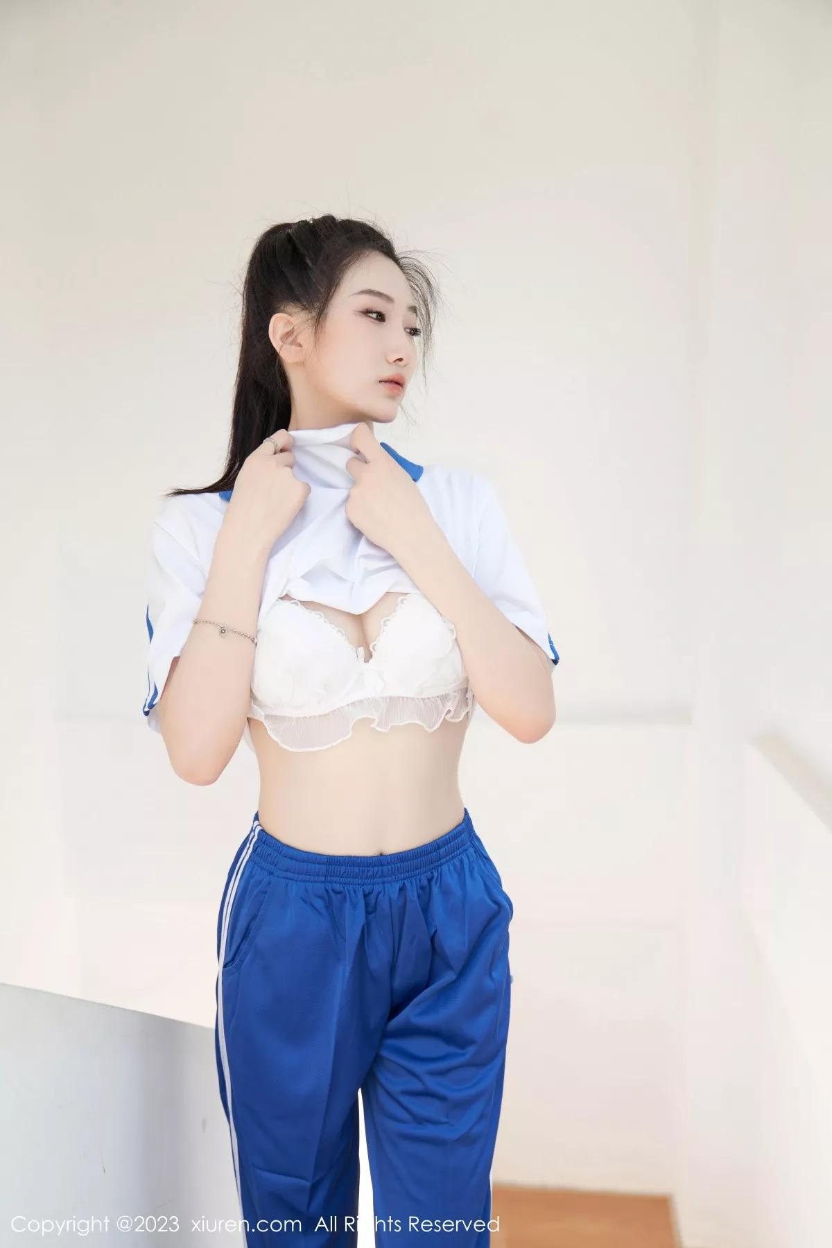 秀人集.com_[XiuRen秀人网]No.7110_模特沈青黛脱性感学生制服露白色蕾丝内衣秀完美身材诱惑写真107P