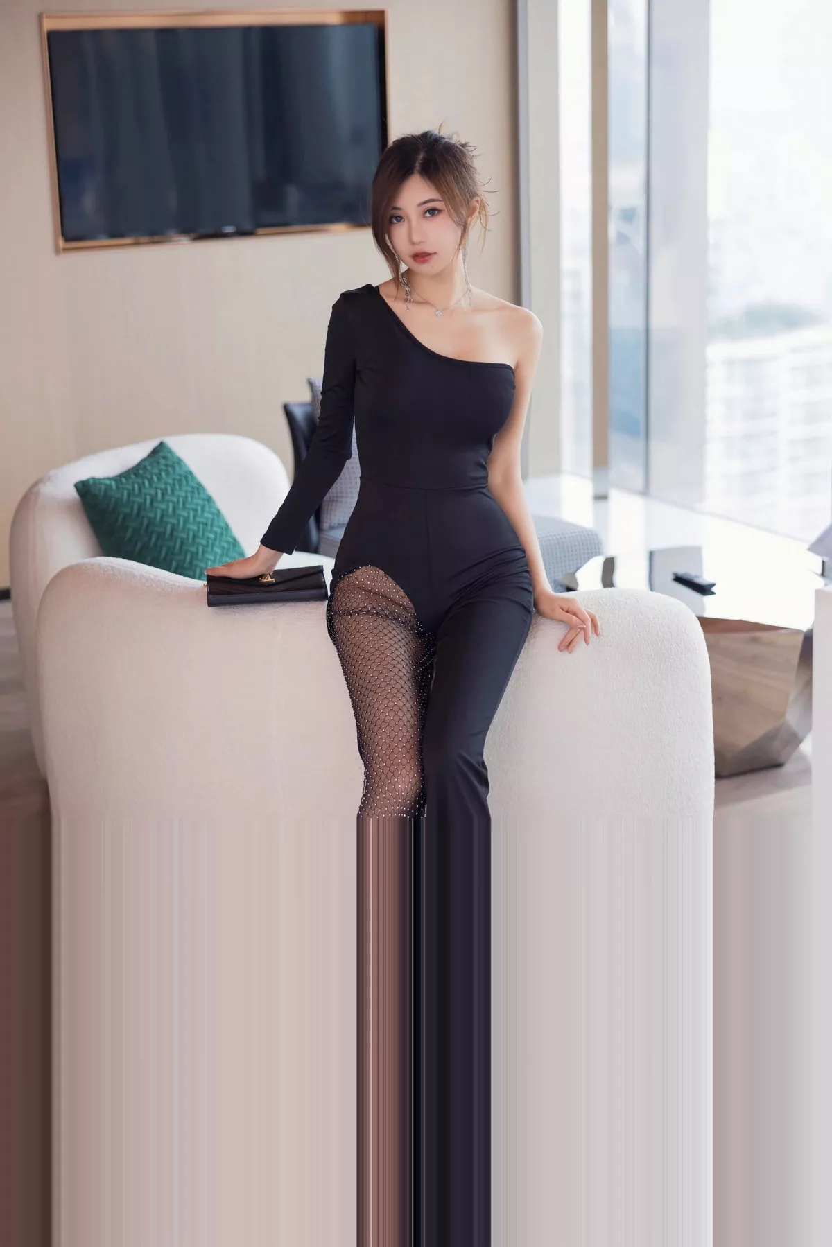 秀人集.com_[XiuRen秀人网]No.7117_女神绮里嘉ula性感黑色连衣长裙露黑色蕾丝内衣完美诱惑写真82P