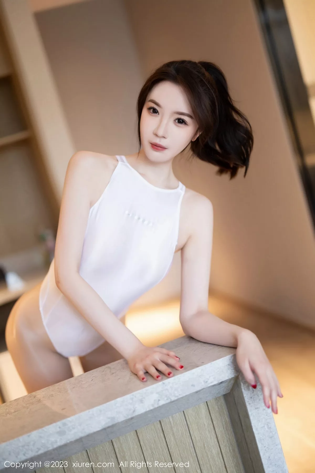 秀人集.com_[XiuRen秀人网]No.7247_模特梦心玥性感白色高开叉服饰配原色丝袜秀曼妙身姿诱惑写真88P