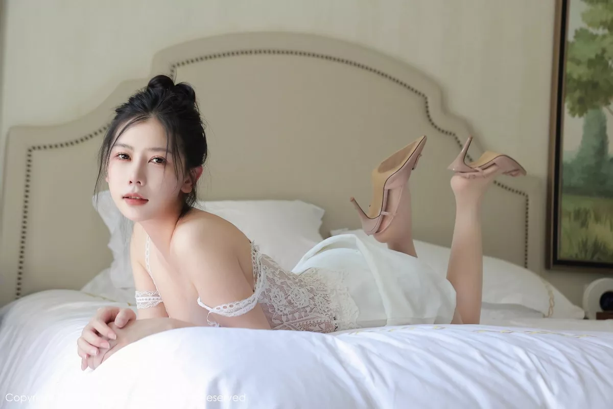 秀人集.com_[XiuRen秀人网]No.7124_模特尹甜甜性感白色芭蕾舞裙配超薄白丝秀完美身材迷人诱惑写真62P