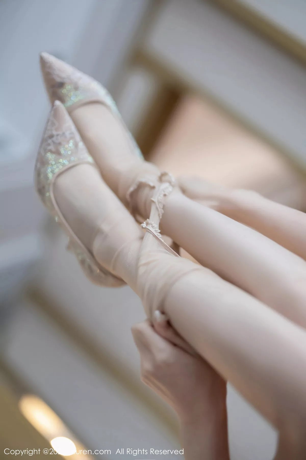 秀人集.com_[XiuRen秀人网]No.7147_模特林星阑半脱露性感白色内衣配原色丝袜秀曼妙身姿诱惑写真83P