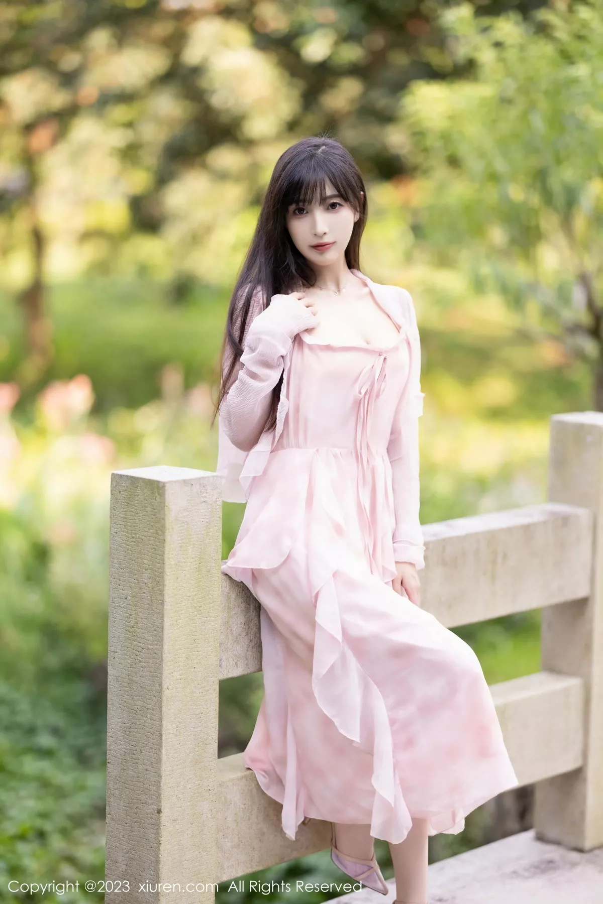 秀人集.com_[XiuRen秀人网]No.7263_模特林星阑性感粉色连衣长裙露粉色内衣配粉丝袜完美诱惑写真83P