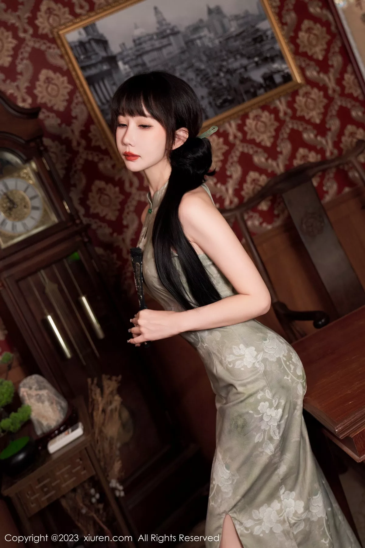 秀人集.com_[XiuRen秀人网]No.7337_模特波巧酱性感长旗袍配超薄肉丝秀凹凸曼妙身姿撩人诱惑写真90P