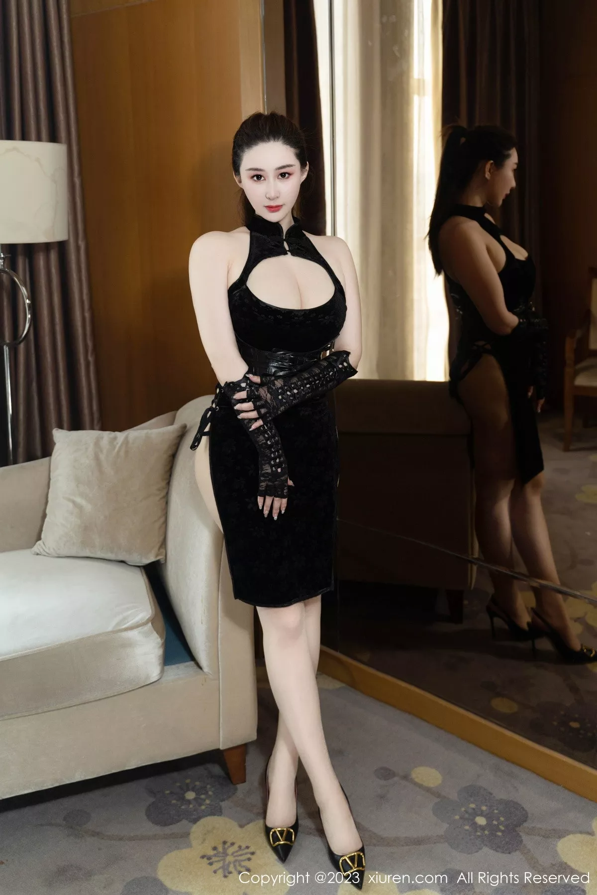 秀人集.com_[XiuRen秀人网]No.7351_模特王俪丁呀性感黑色蕾丝内衣配超薄肉丝秀丰满身材诱惑写真70P