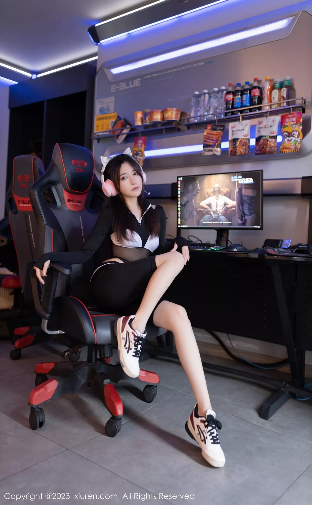 秀人集.com_[XiuRen秀人网]No.7361_模特鱼子酱Fish电竞场景性感深色轻透连体衣秀曼妙身姿诱惑写真81P